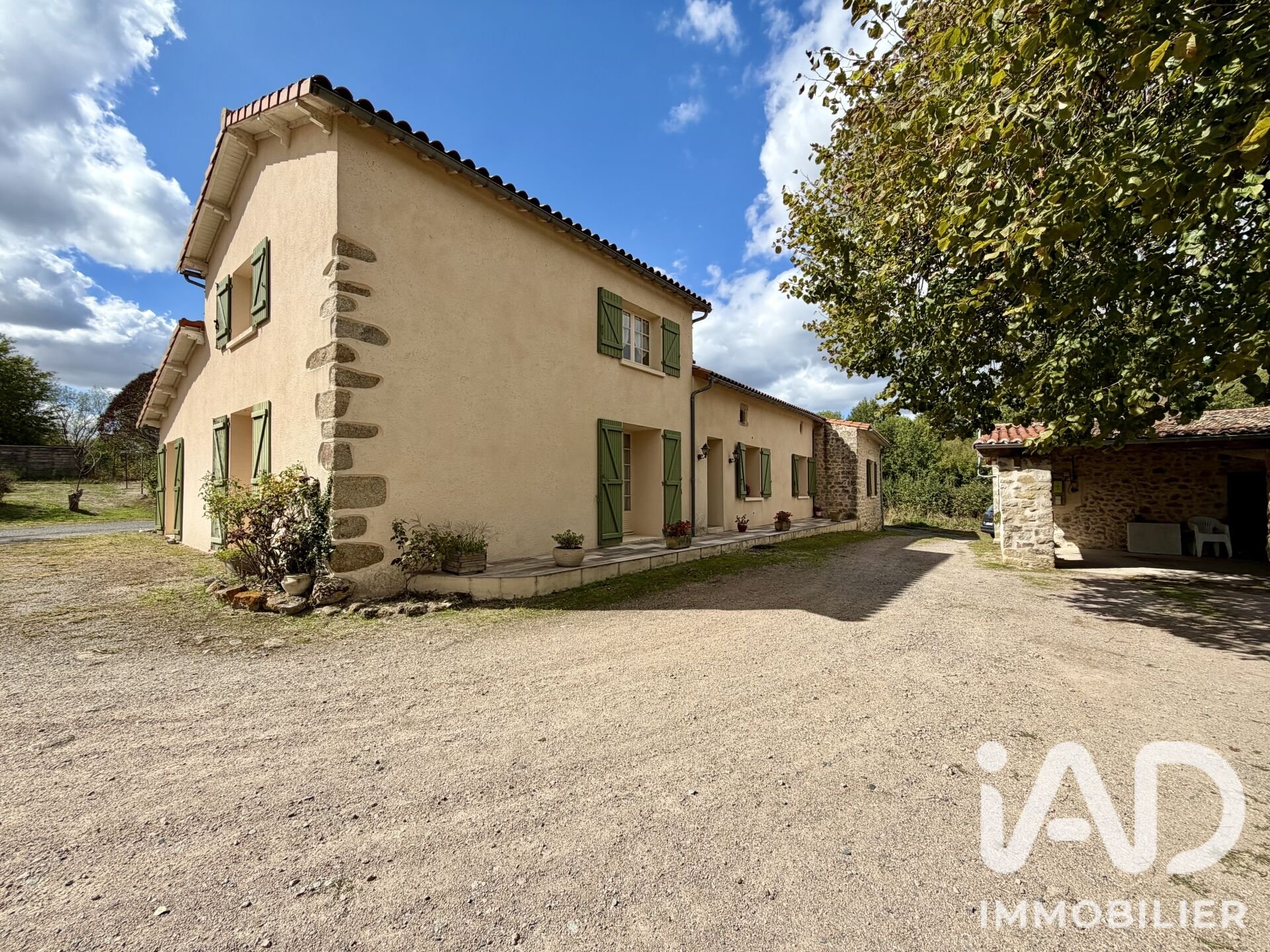 Maison à vendre, 169m², Saint-Aubin-le-Cloud