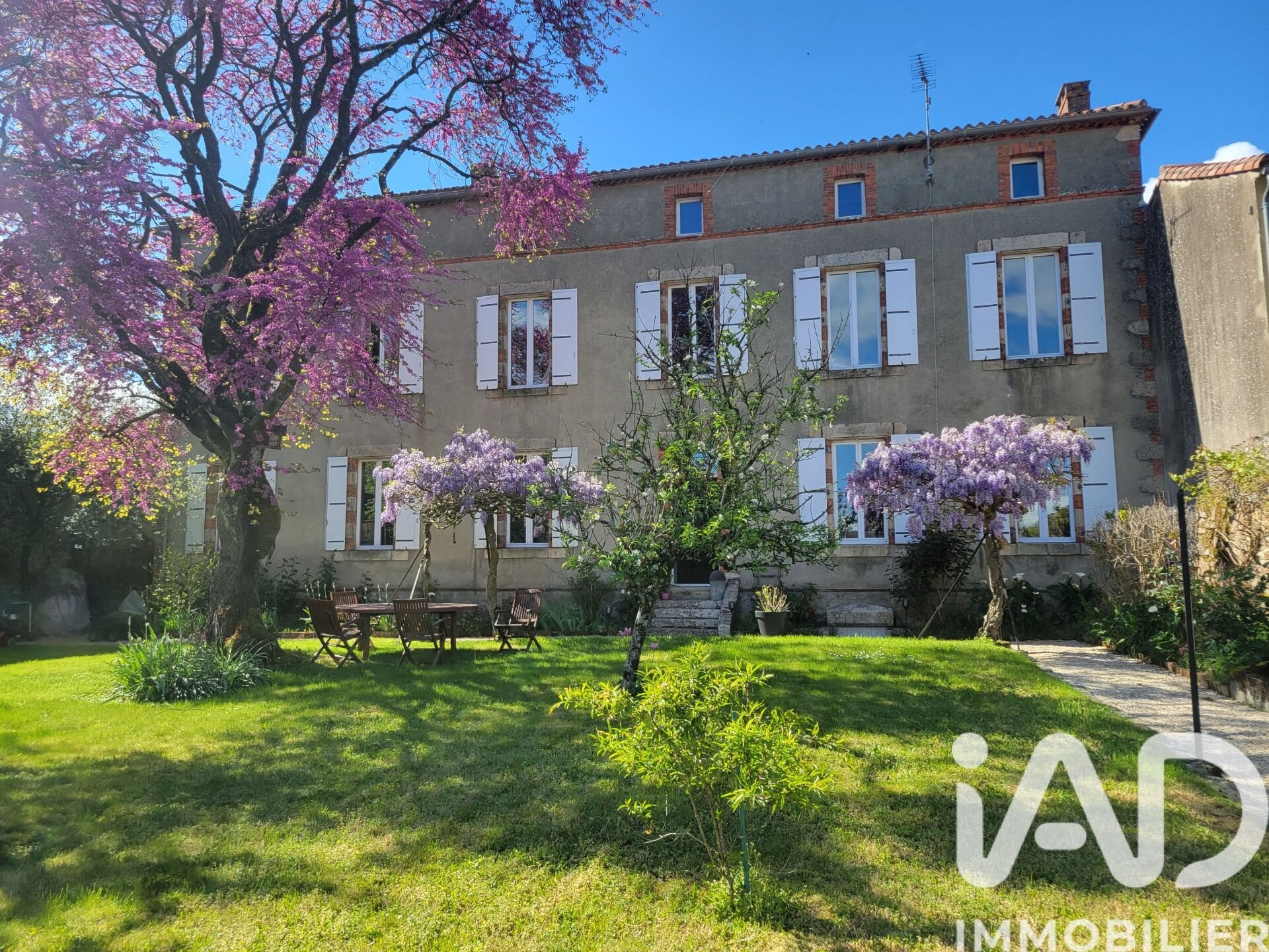 Maison à vendre, 366m², Pouzauges