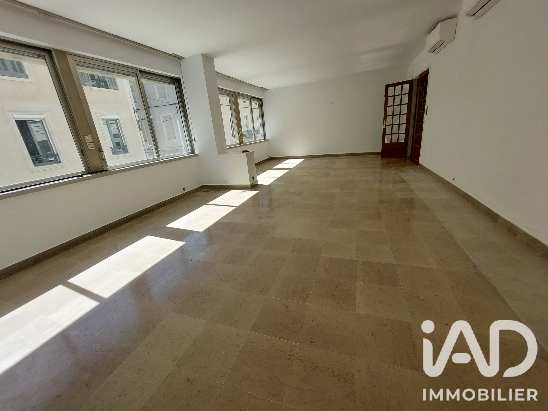 Appartement à louer, 113m², Nîmes