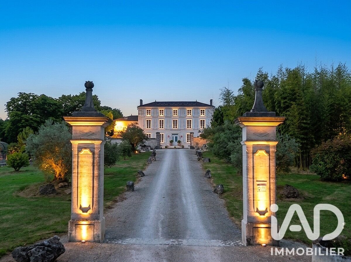 Maison à vendre, 940m², Jarnac