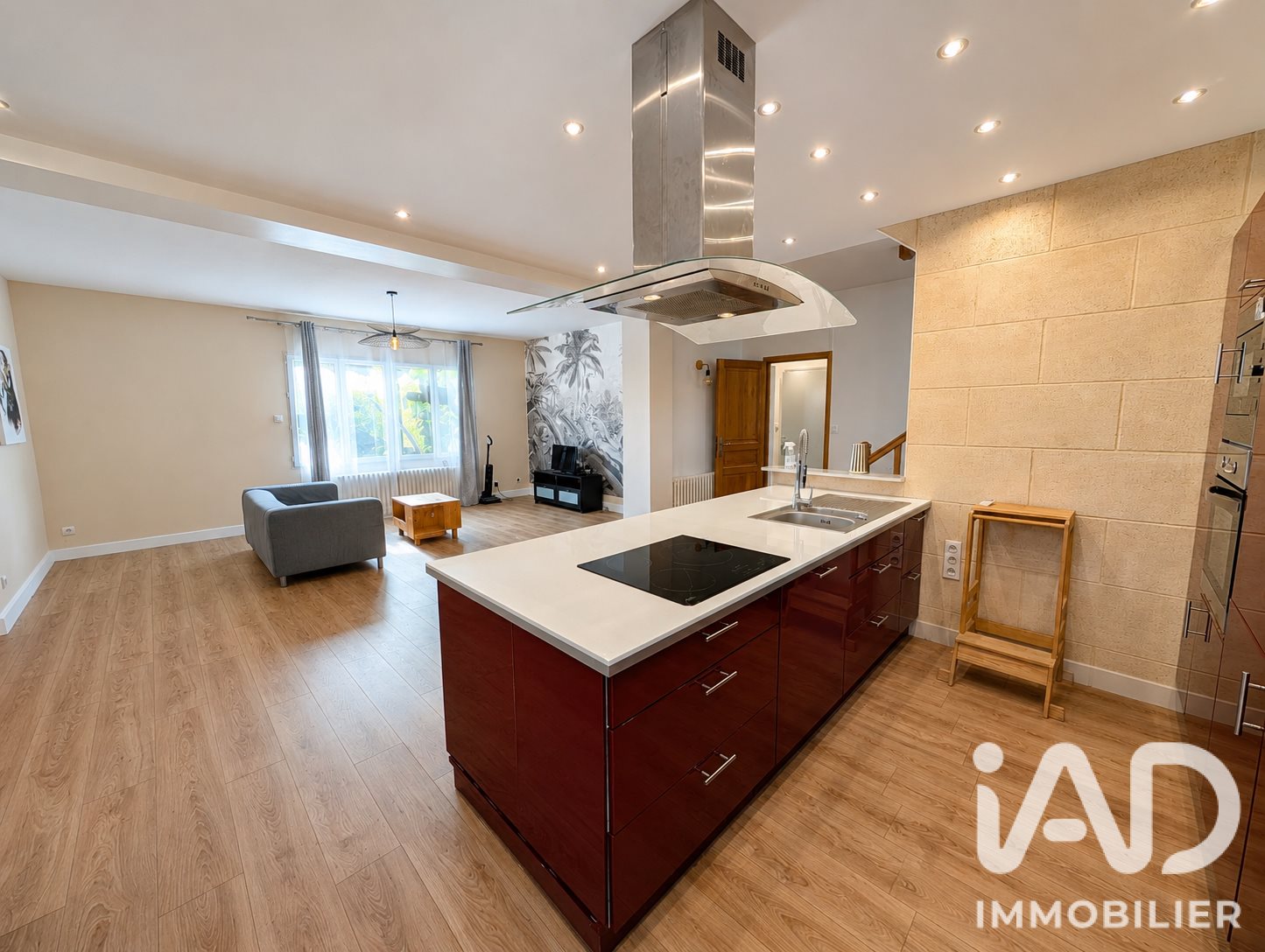 Maison à vendre, 193m², Saint-Médard-de-Guizières
