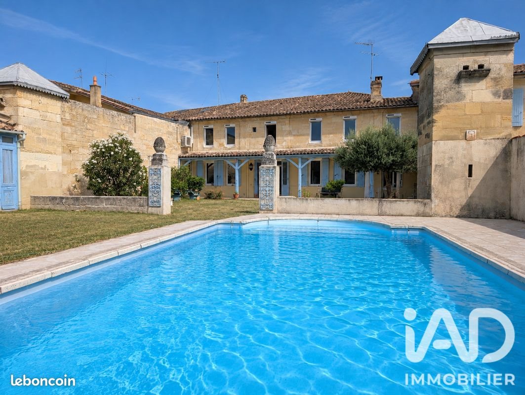 Maison à vendre, 294m², Saint-Médard-de-Guizières