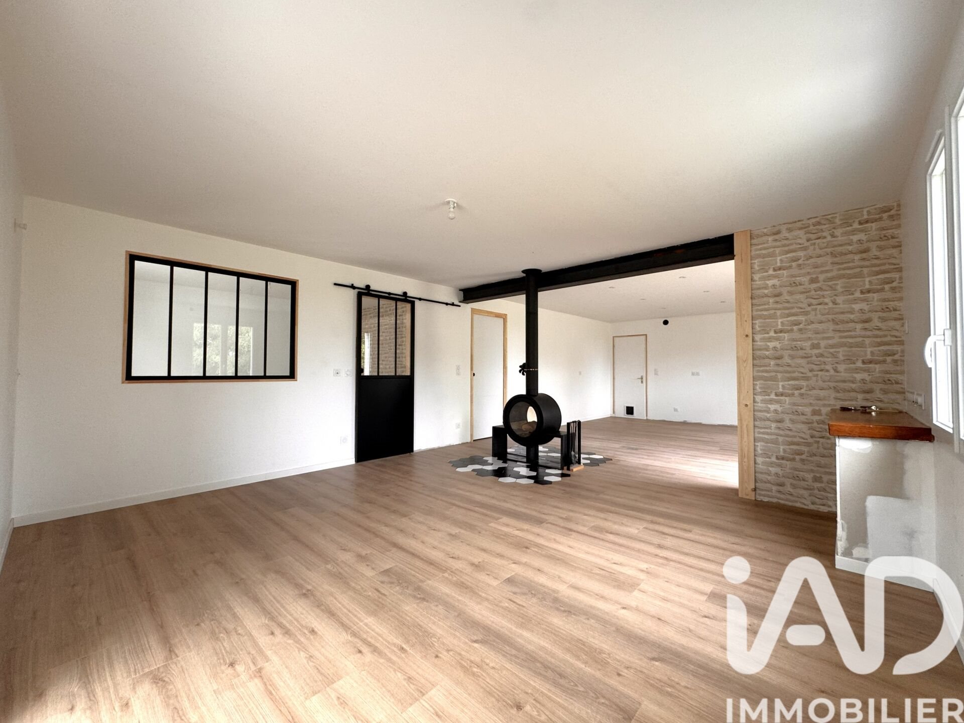 Maison à vendre, 162m², Mervent