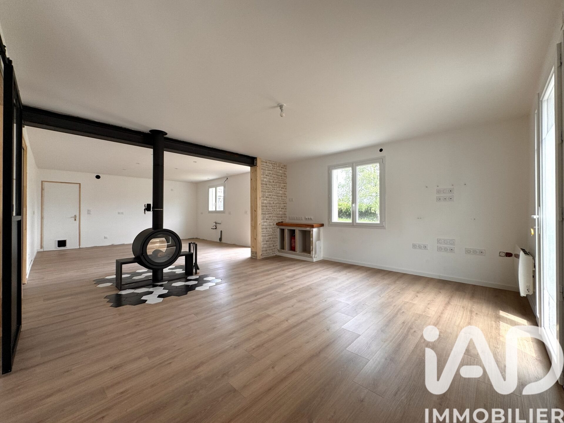 Maison à vendre, 162m², Mervent