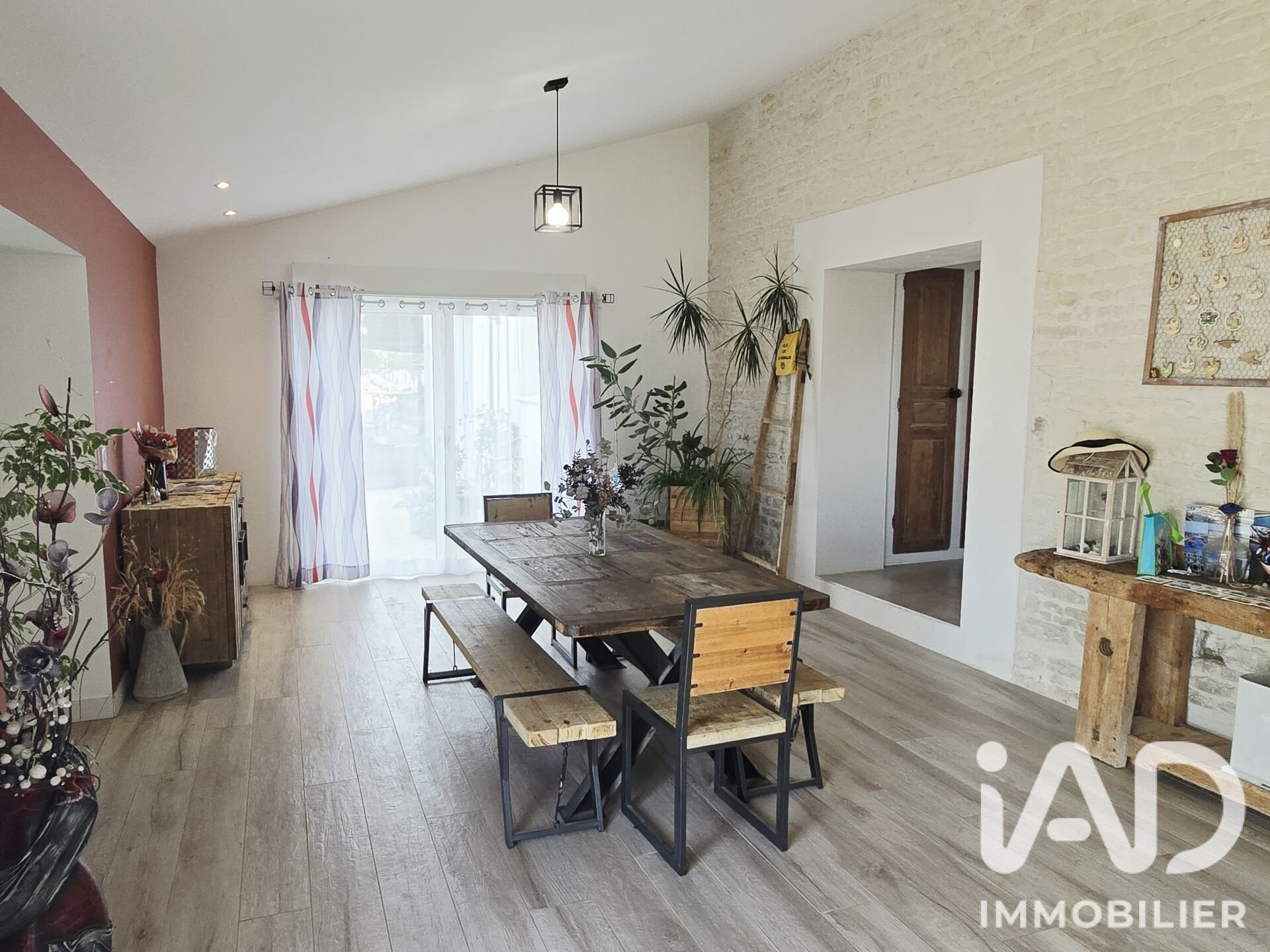 Maison à vendre, 190m², Saint-Jean-de-Liversay