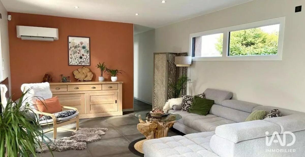 Maison à vendre, 131m², Commelle-Vernay