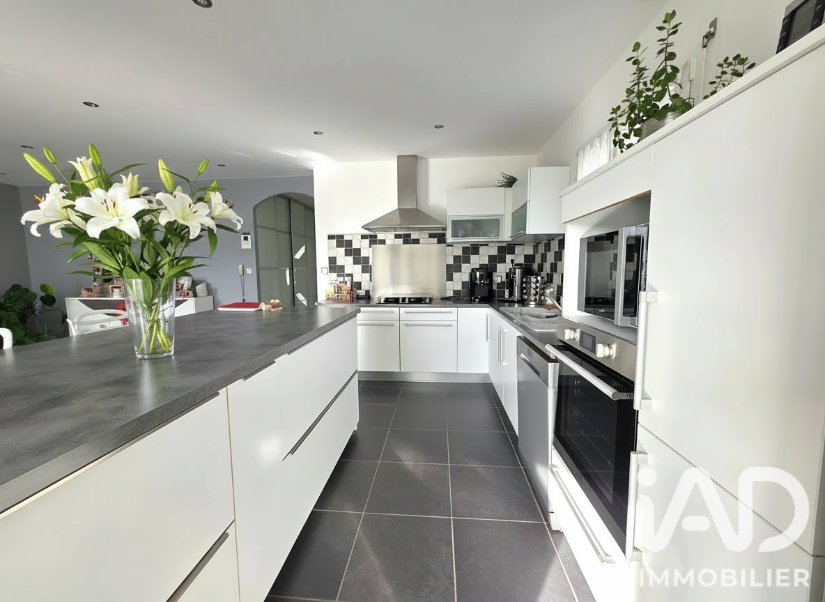 Maison à vendre, 136m², Saint-Just-Luzac