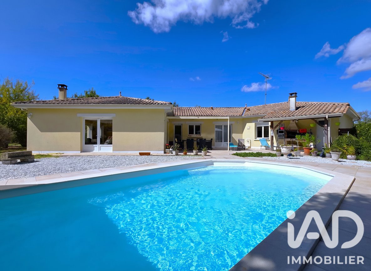 Maison à vendre, 163m², Étauliers