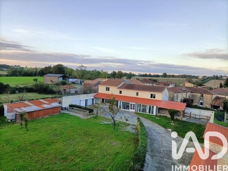 Maison à vendre, 159m², Antigny