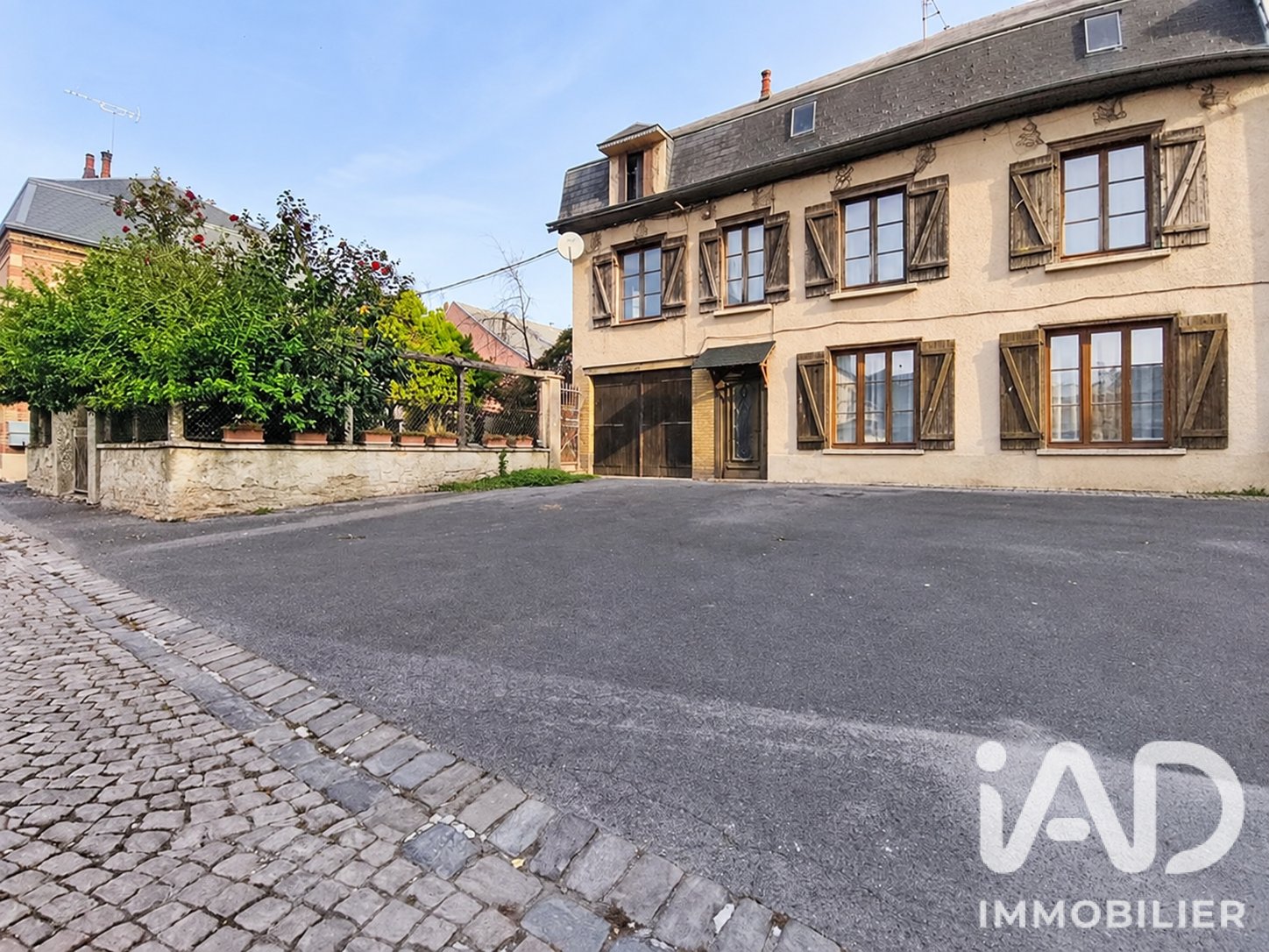 Maison à vendre, 190m², Château-Porcien