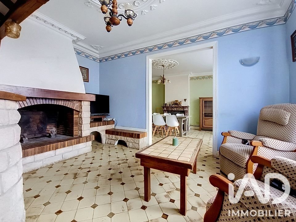 Maison à vendre, 190m², Château-Porcien