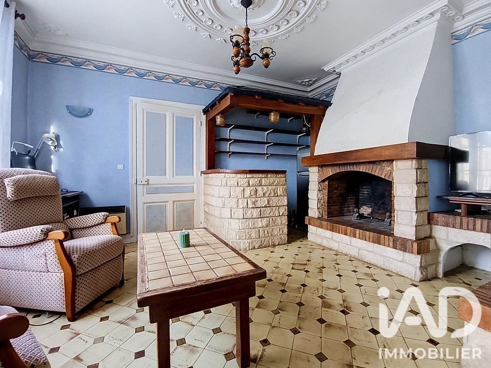 Maison à vendre, 190m², Château-Porcien