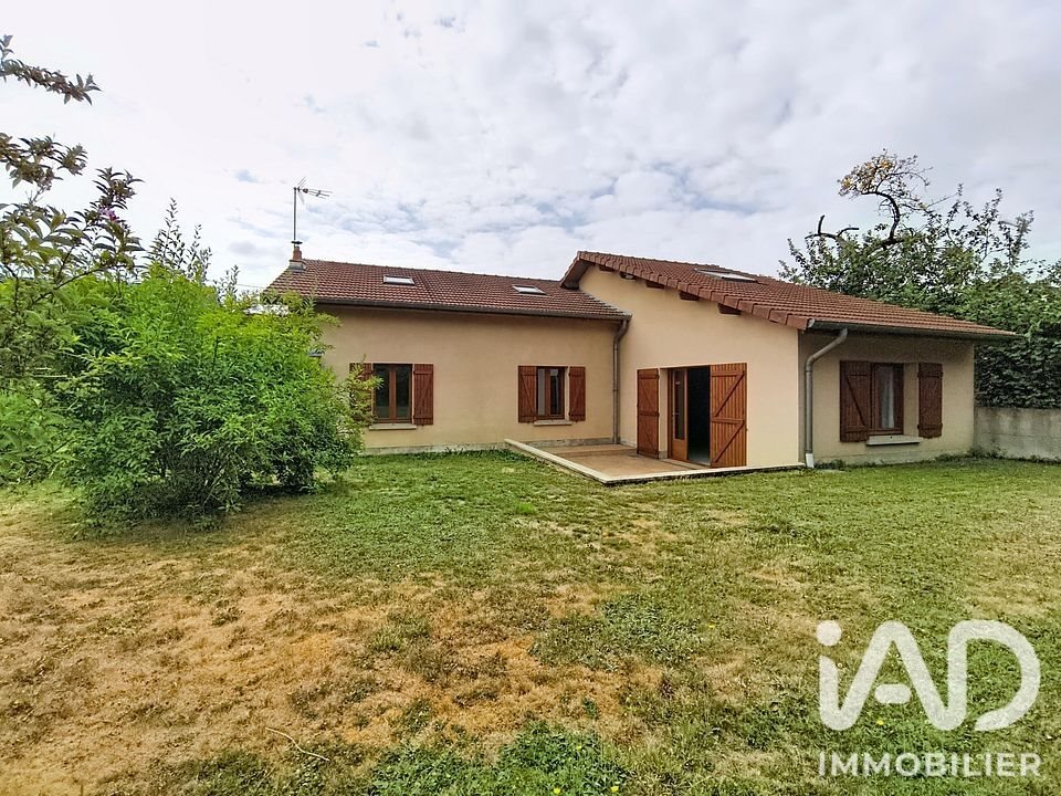 Maison à vendre, 149m², Vouziers