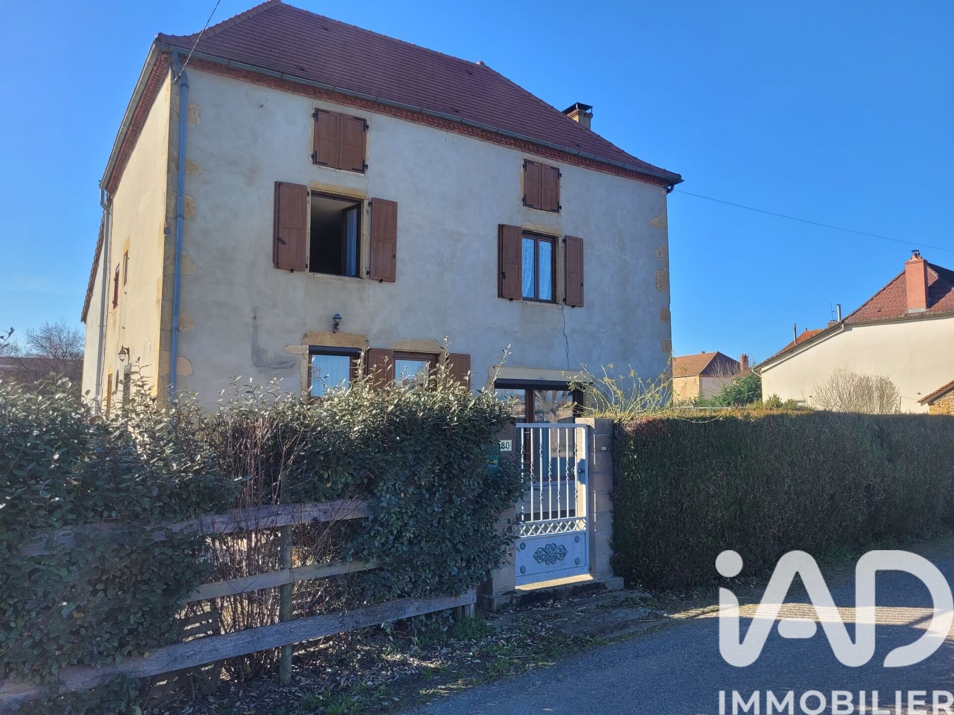Maison à vendre, 216m², Chambilly