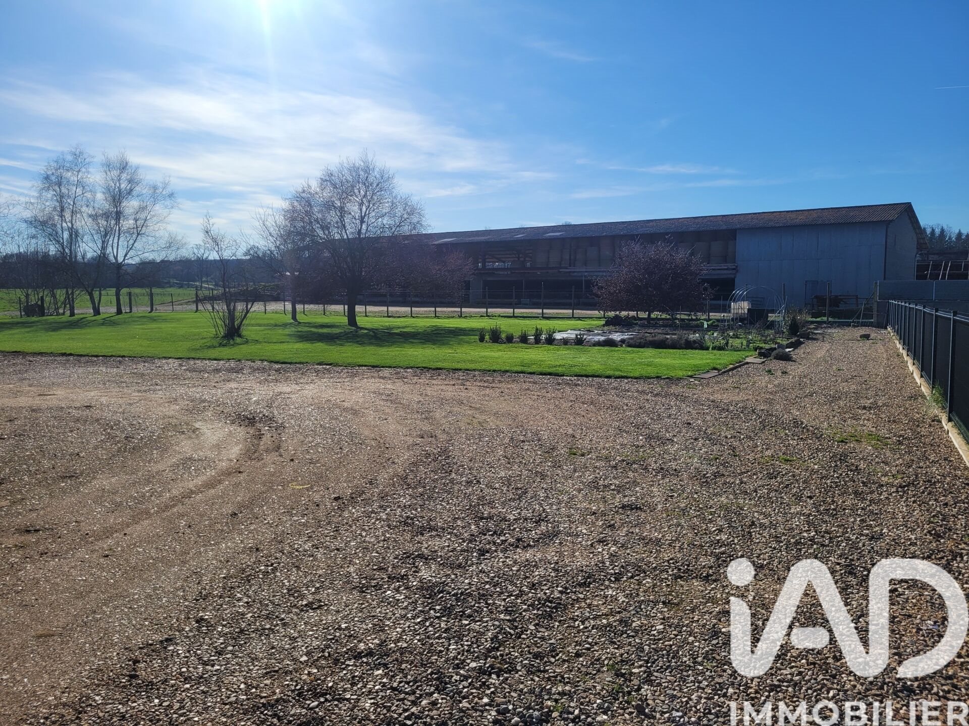 Maison à vendre, 216m², Chambilly