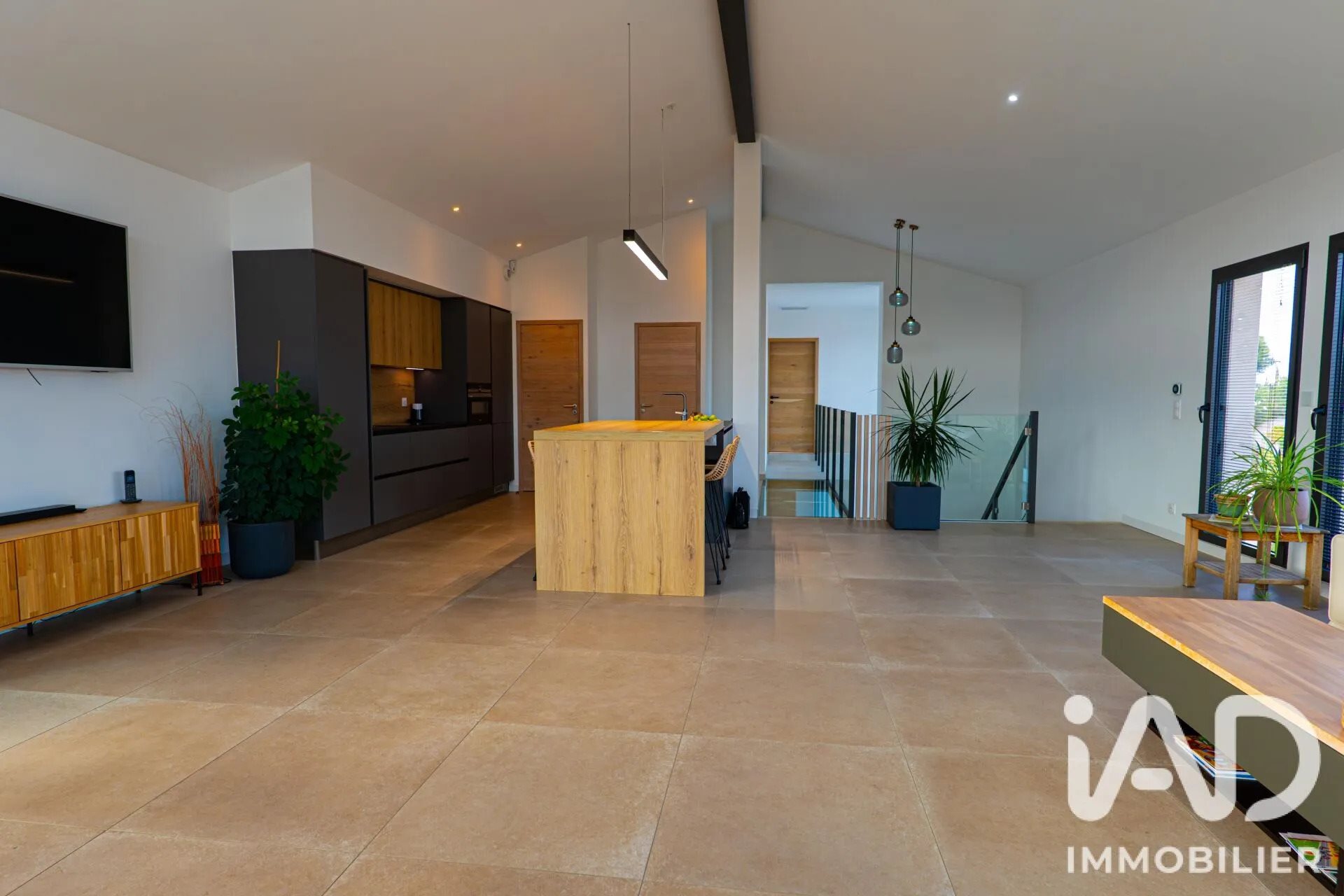 Maison à vendre, 183m², Sainte-Colombe-de-la-Commanderie