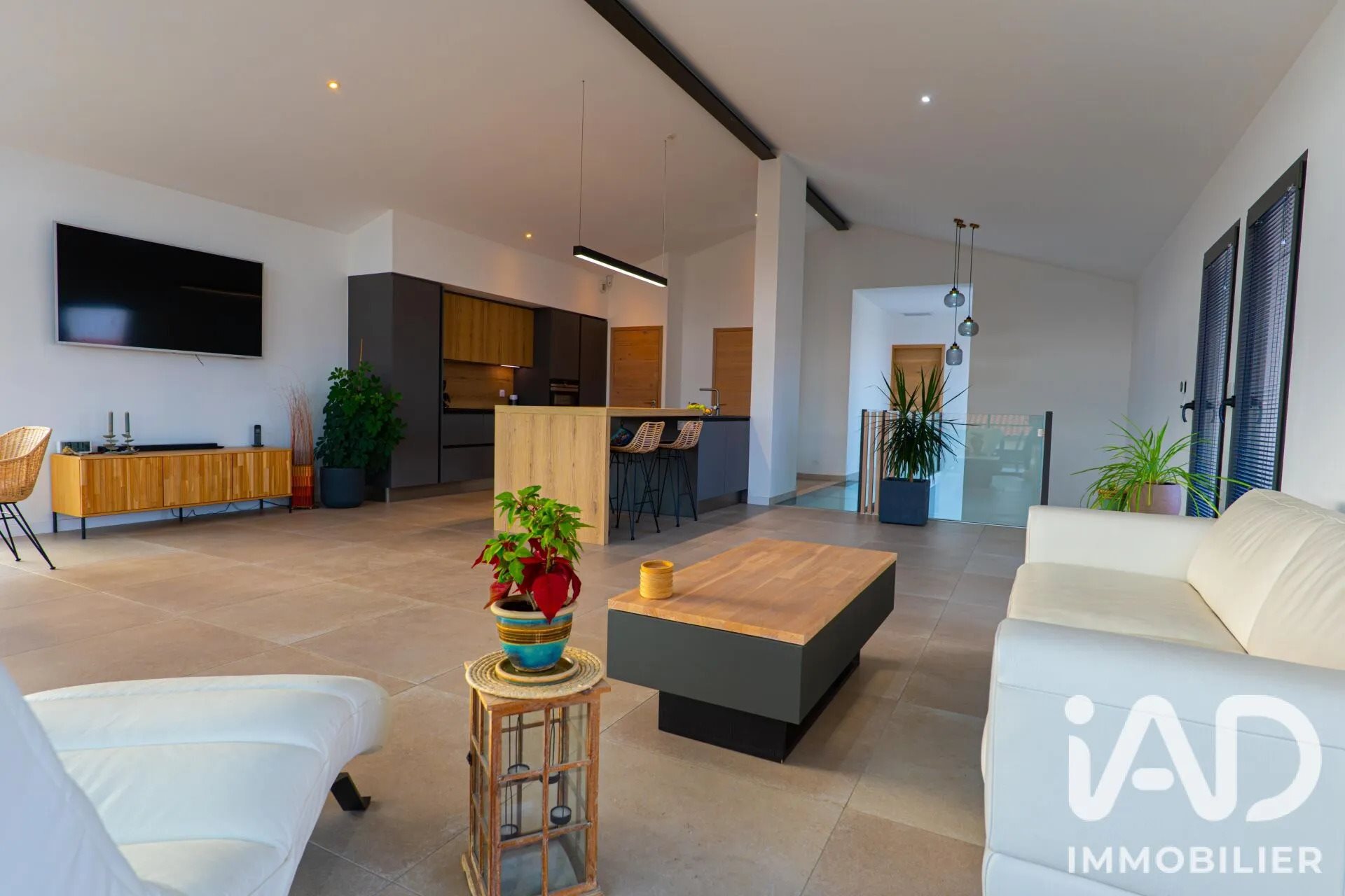 Maison à vendre, 183m², Sainte-Colombe-de-la-Commanderie