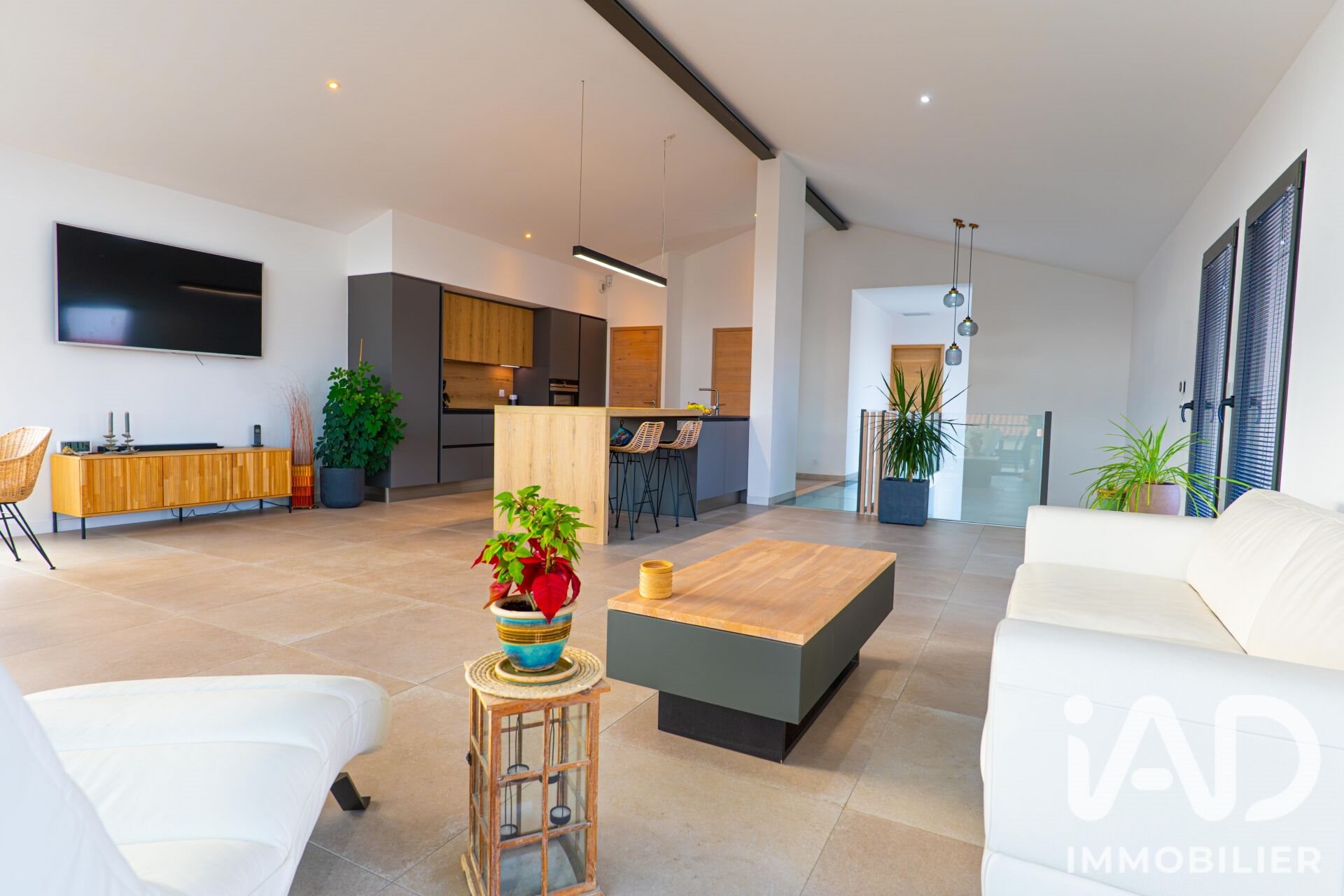 Maison à vendre, 183m², Sainte-Colombe-de-la-Commanderie