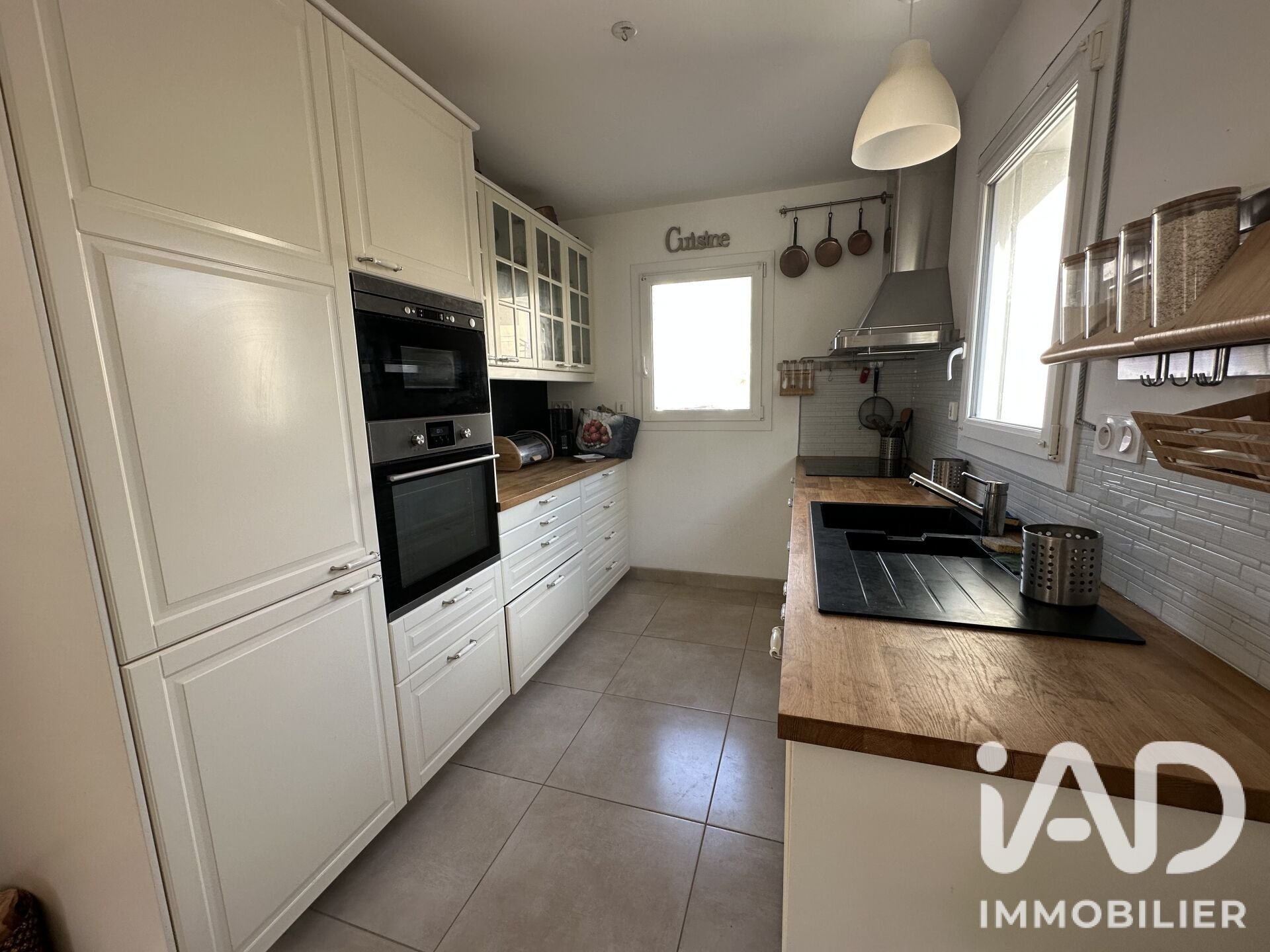Maison à vendre, 96m², Jullouville