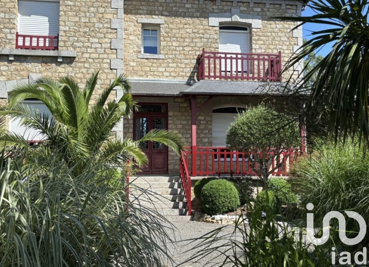 Maison à vendre, 216m², Sartilly