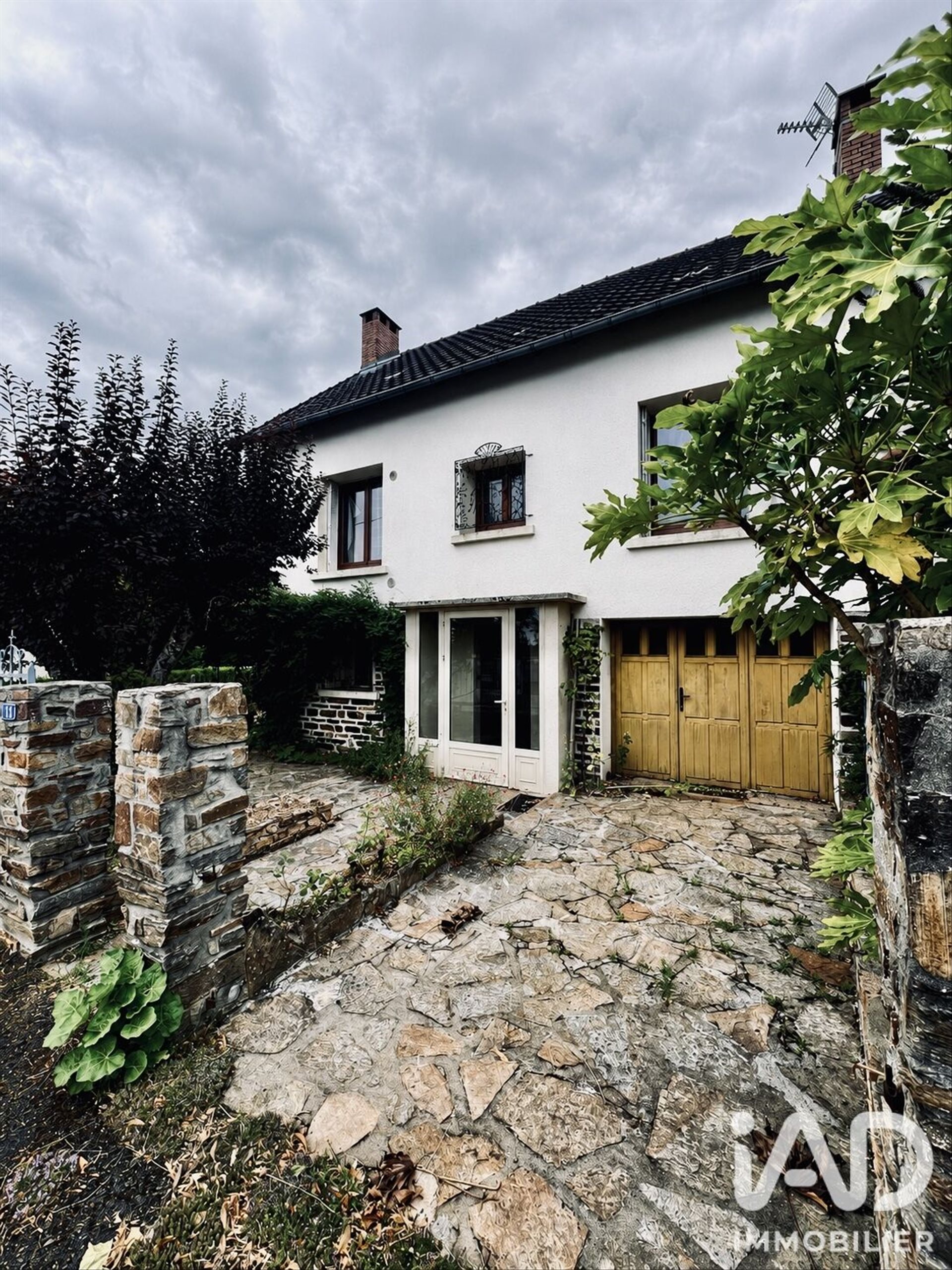 Maison à vendre, 165m², Saint-Yrieix-la-Perche