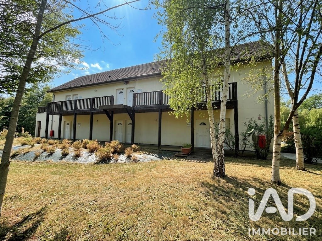Maison à vendre, 1061m², Sainte-Gemme-Moronval