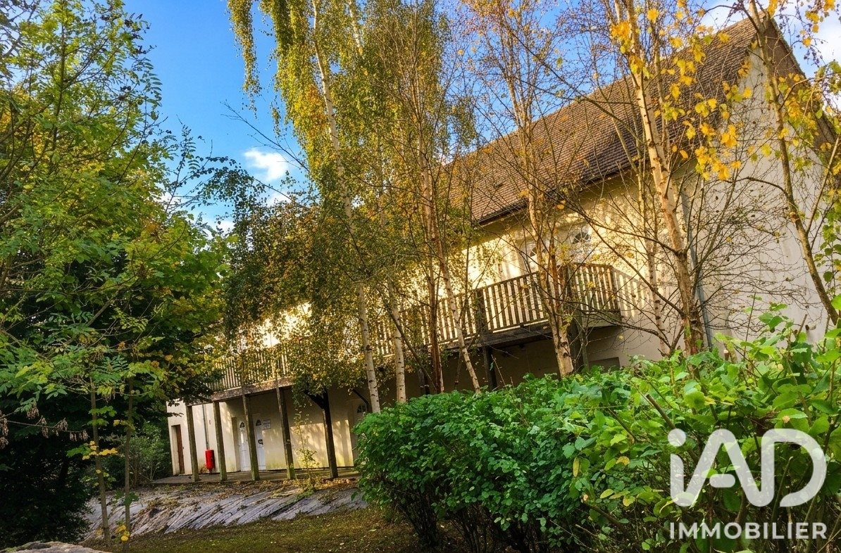 Maison à vendre, 1061m², Sainte-Gemme-Moronval