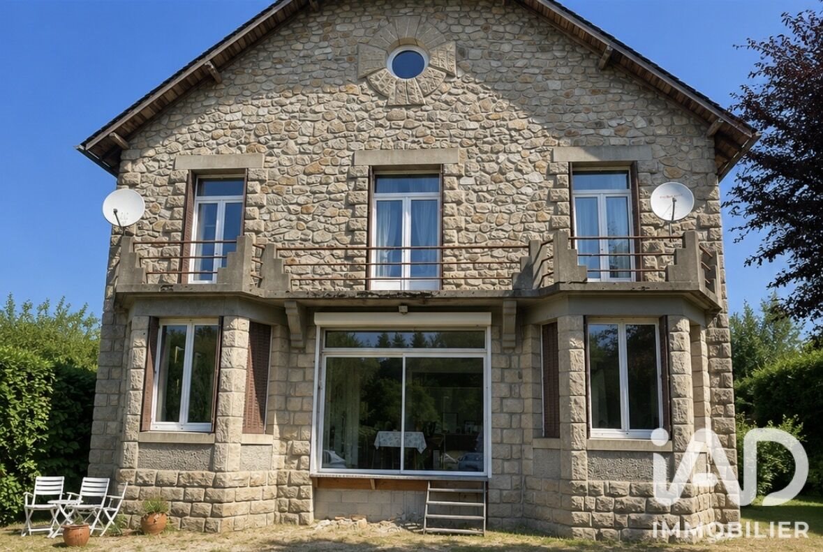 Maison à vendre, 190m², Saint-Priest-de-Gimel