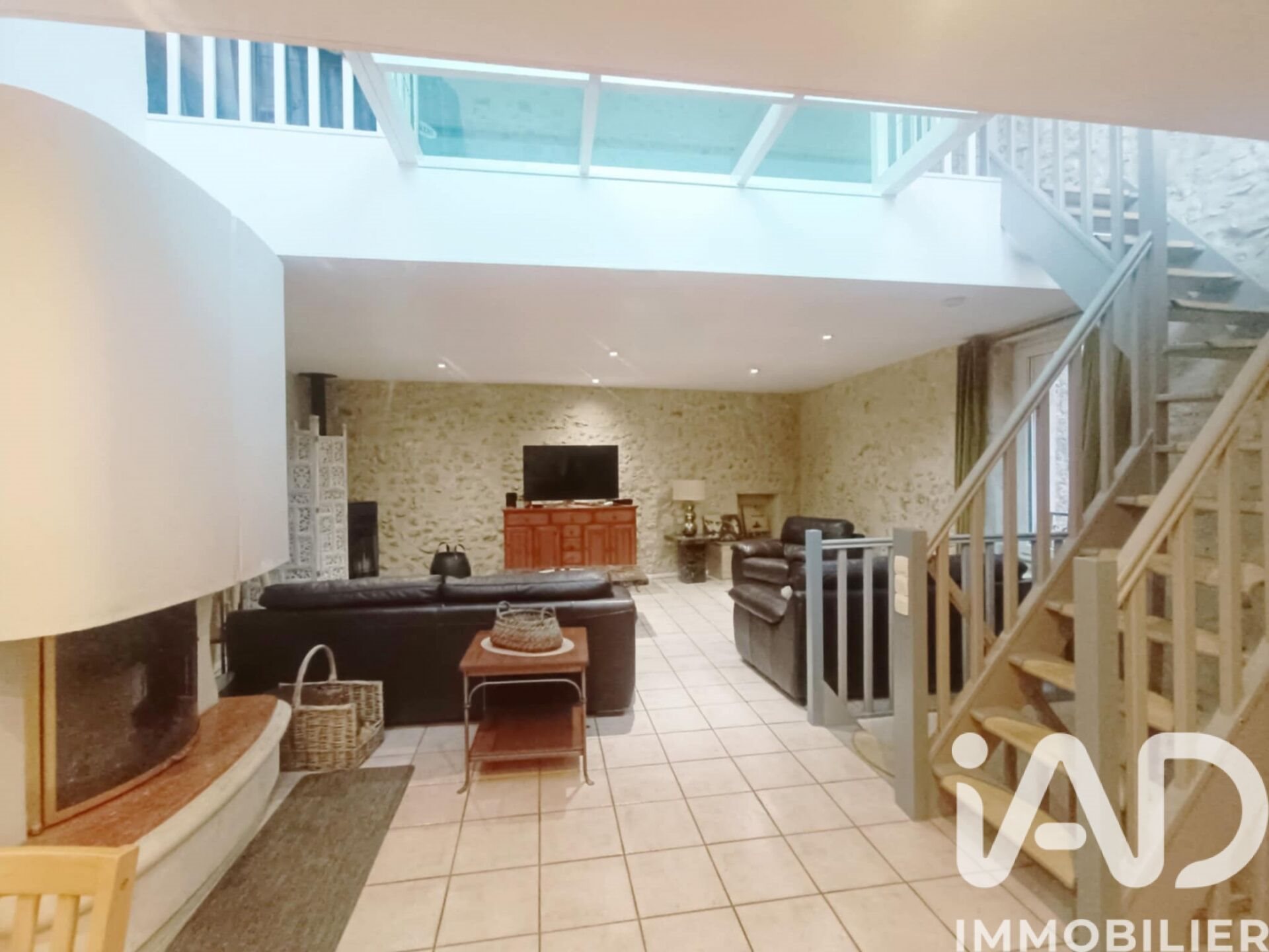 Maison à vendre, 143m², Pouzolles