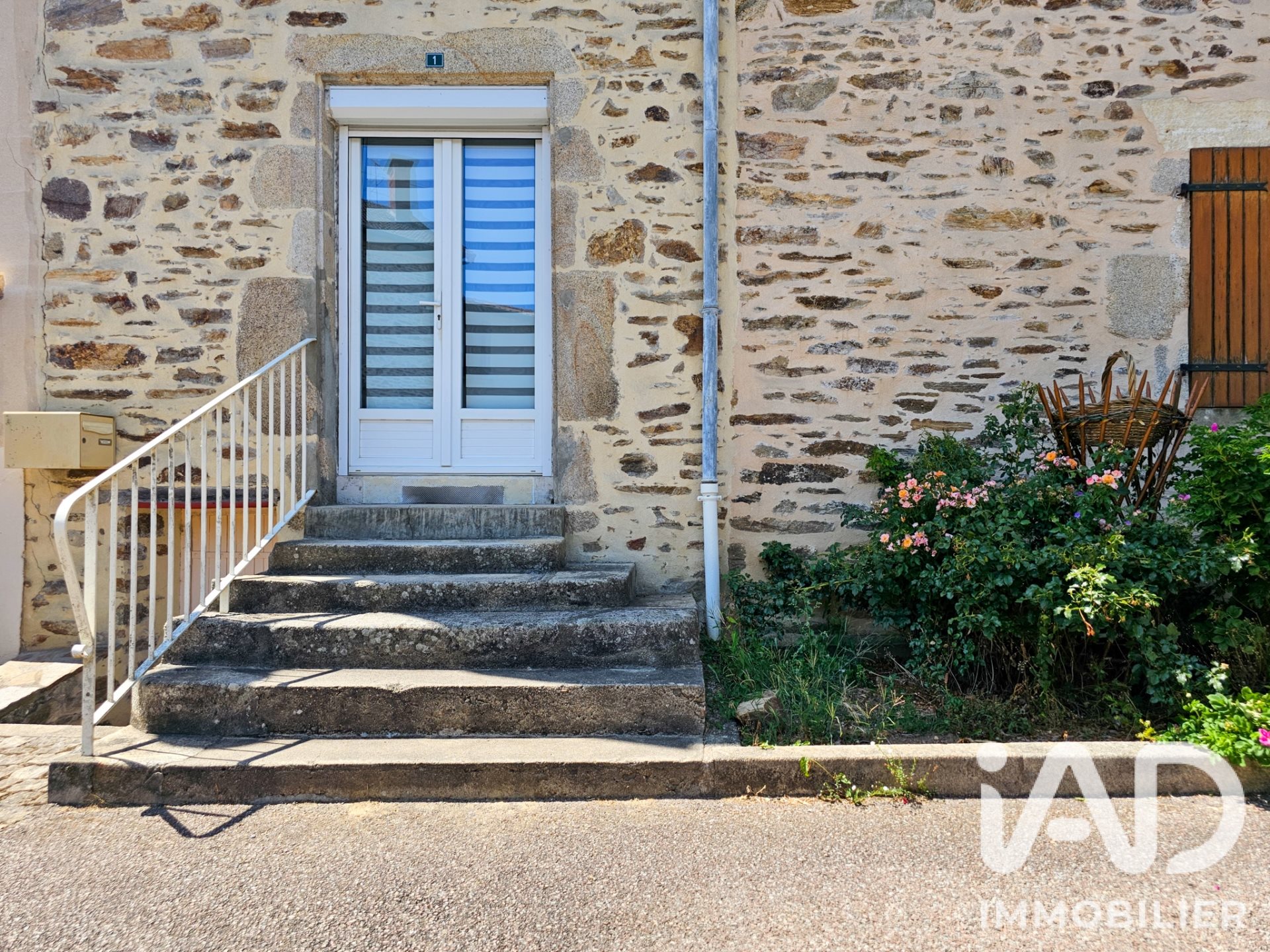 Maison à vendre, 82m², Cussac