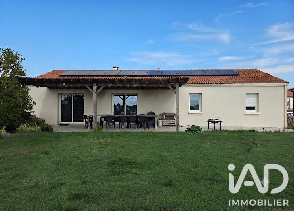 Maison à vendre, 107m², Cléré-sur-Layon