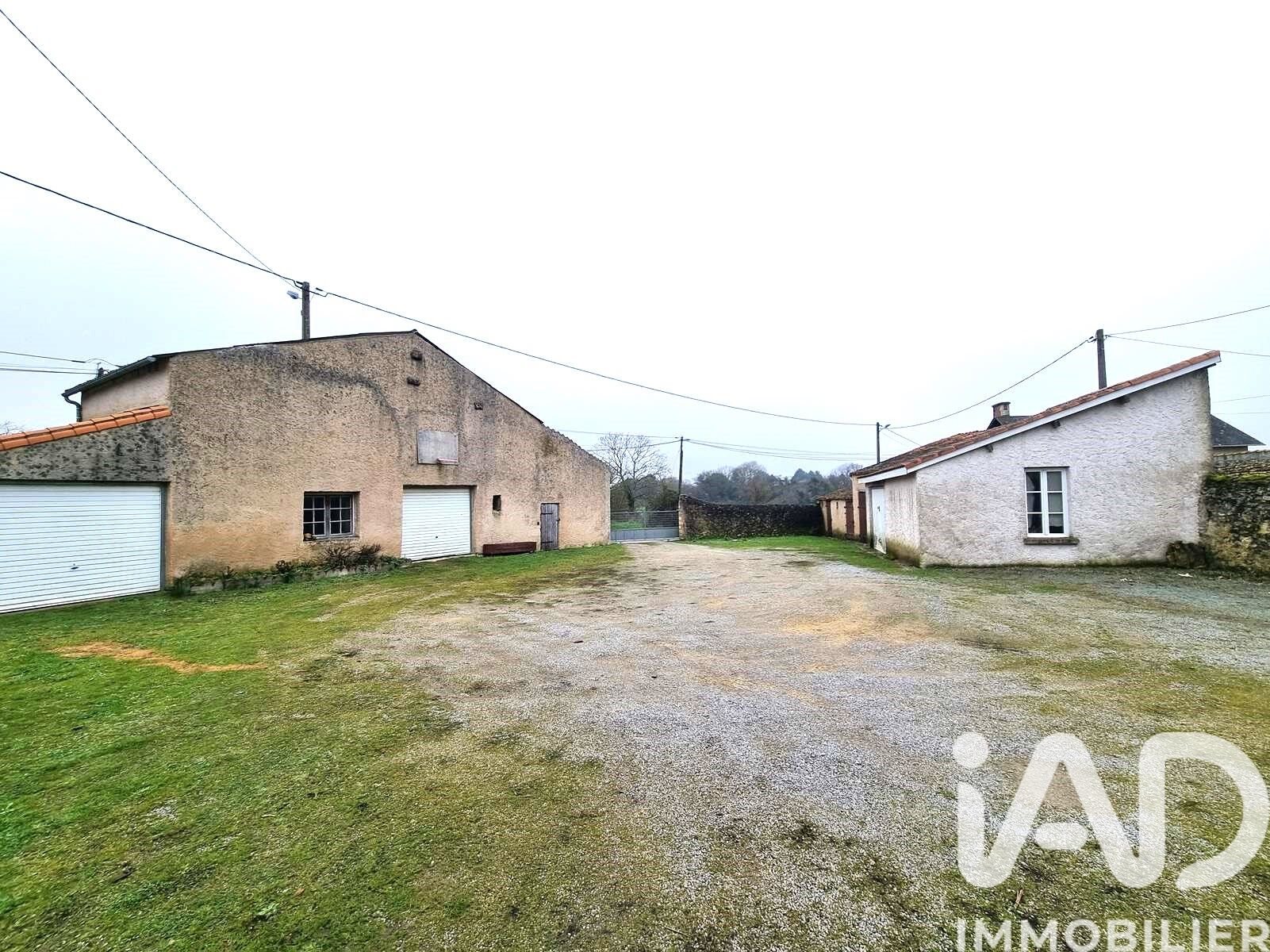 Maison à vendre, 224m², Thénezay