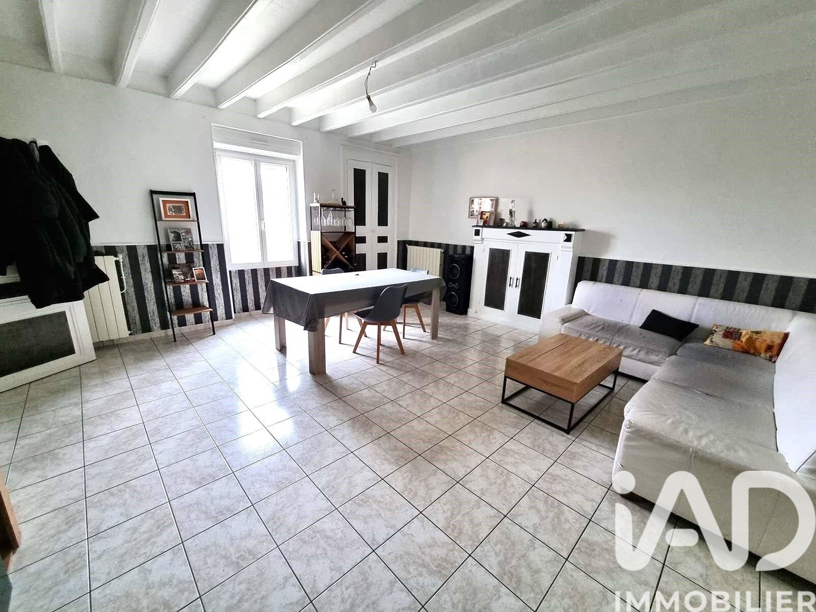 Maison à vendre, 224m², Thénezay