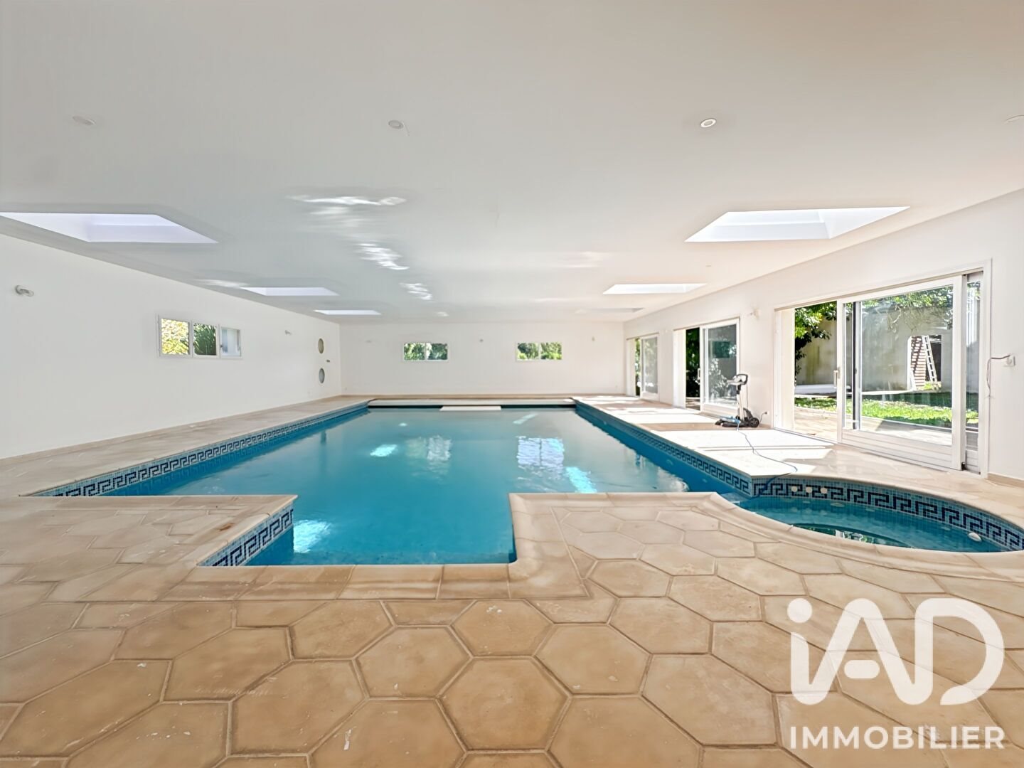 Maison à vendre, 151m², Mantes-la-Ville