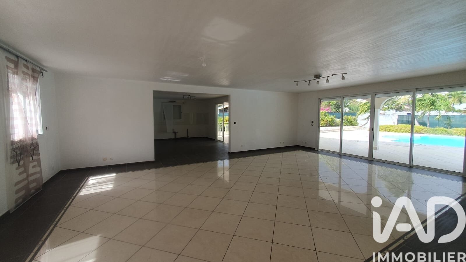 Maison à vendre, 350m², Sainte-Anne