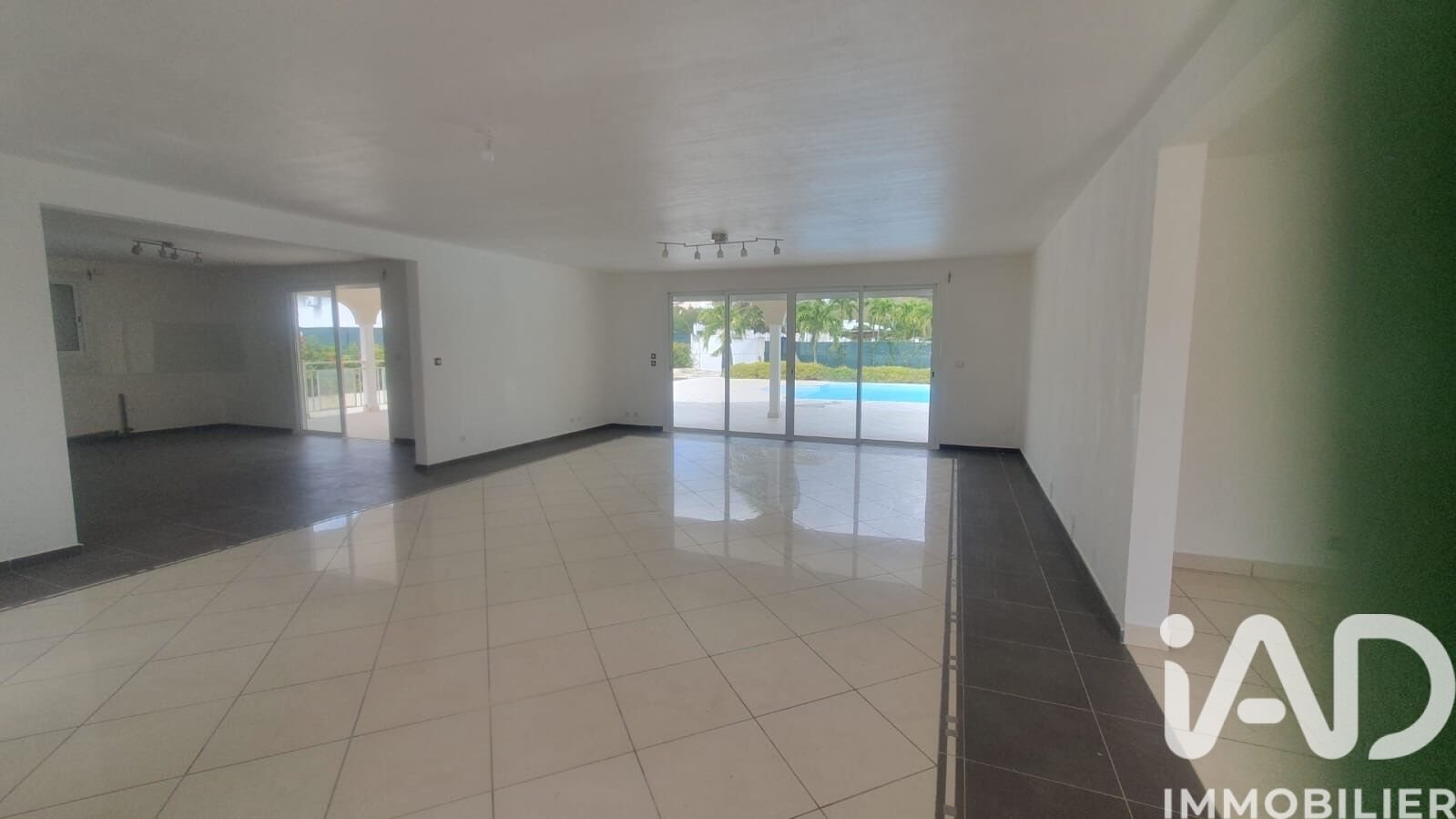 Maison à vendre, 350m², Sainte-Anne