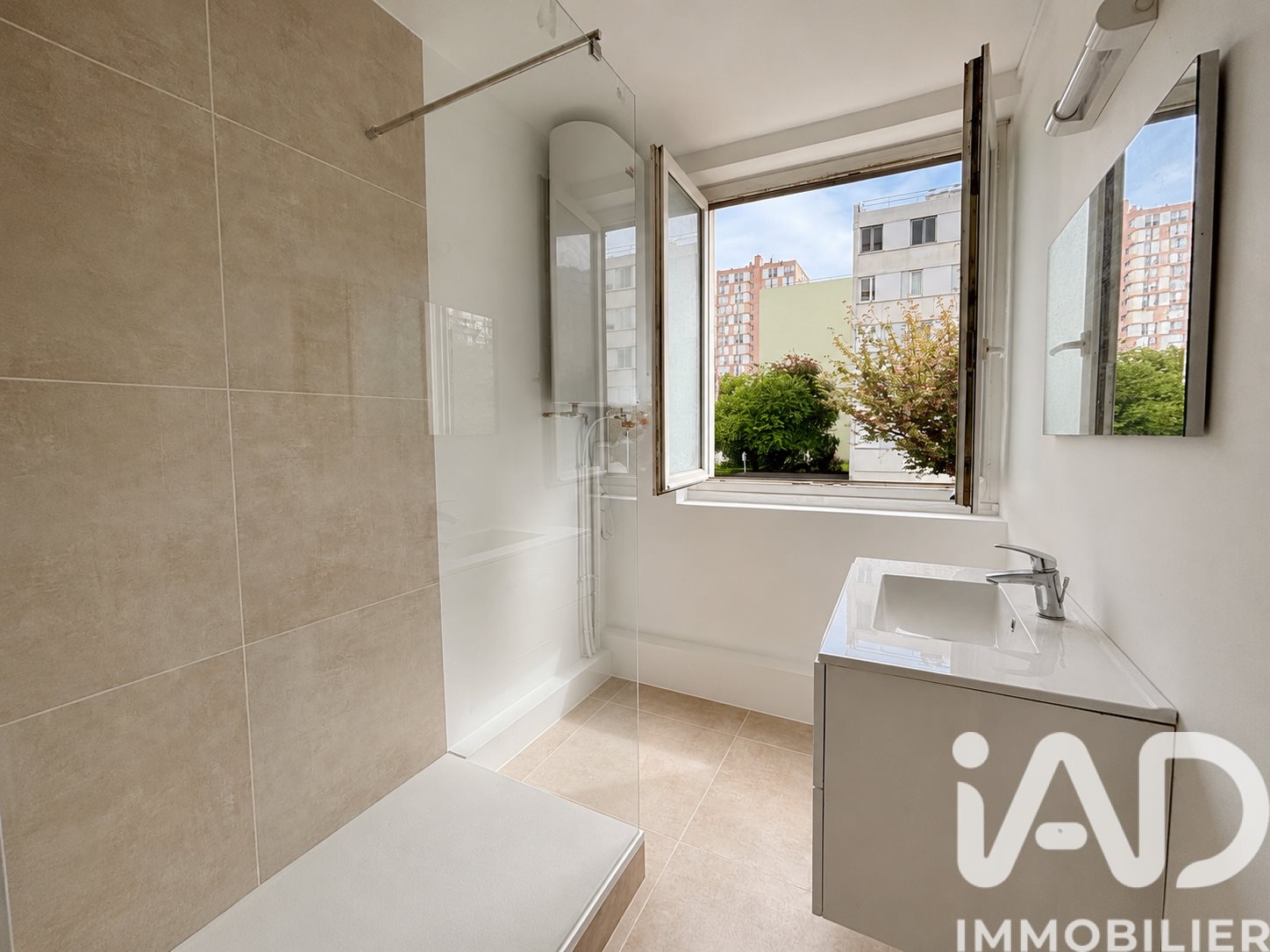 Appartement à vendre, 57m², Rosny-sous-Bois