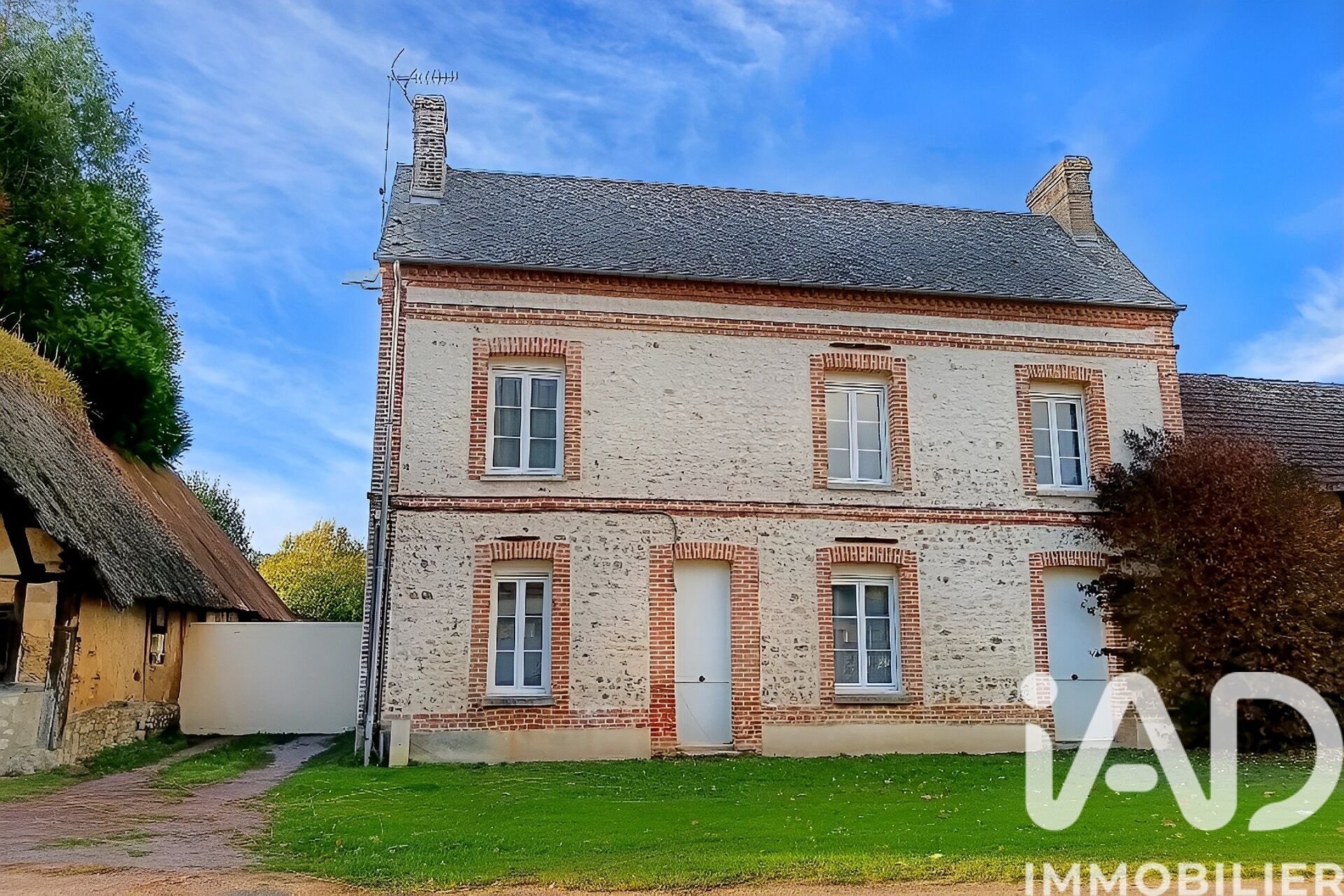 Maison à vendre, 197m², Hondouville