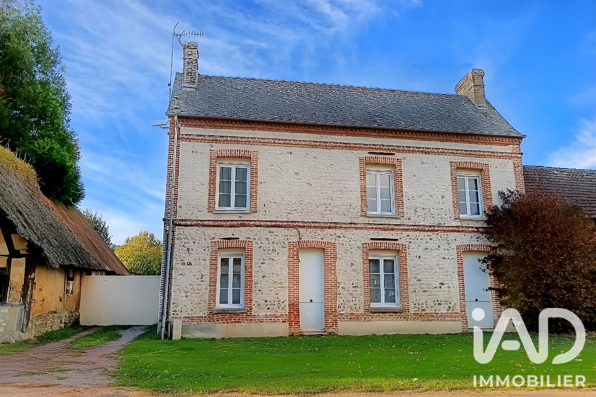 Maison à vendre, 197m², Hondouville