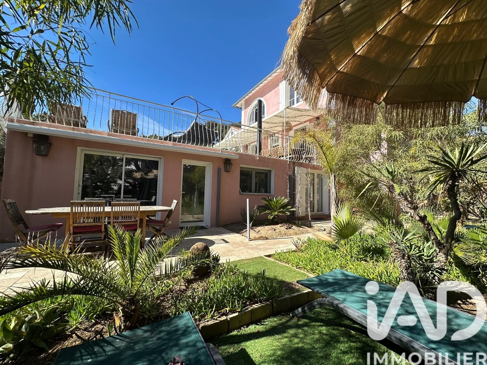 Maison à vendre, 246m², Sanary-sur-Mer