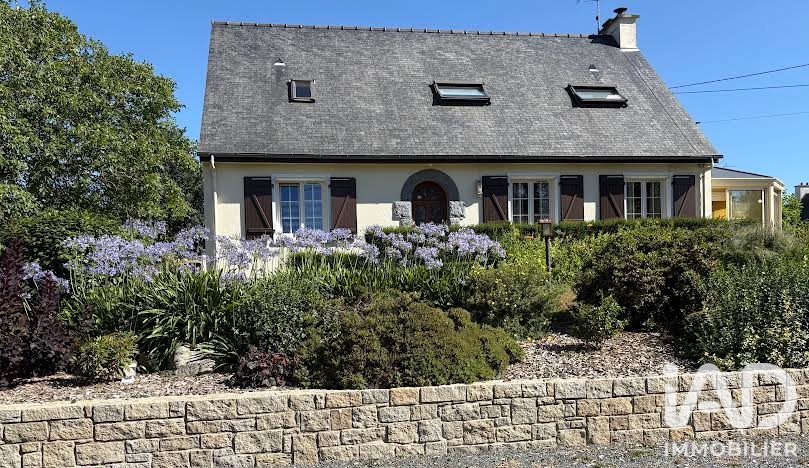 Maison à vendre, 147m², Plouëc-du-Trieux