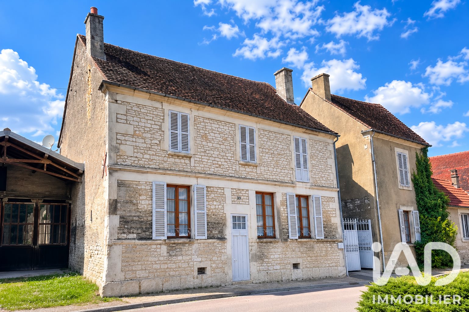 Maison à vendre, 197m², Yrouerre