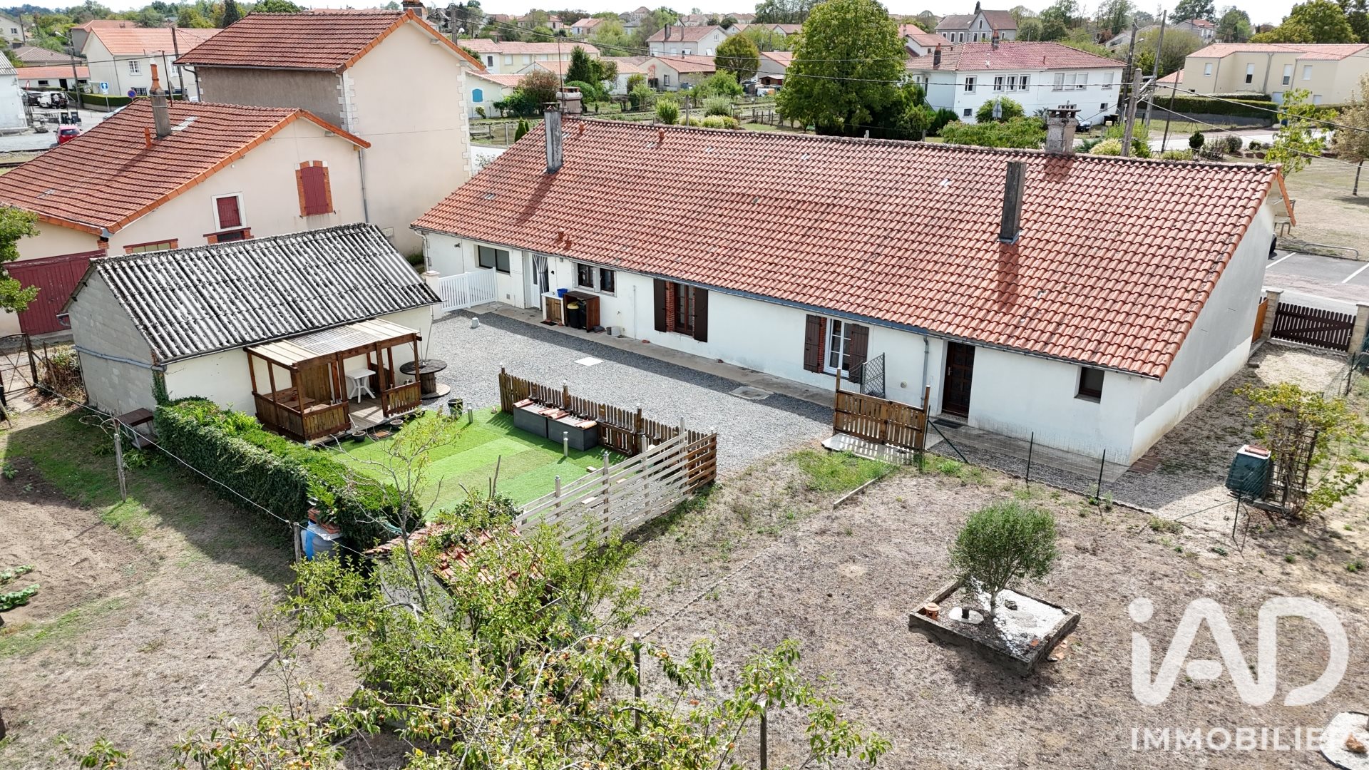Maison à vendre, 170m², Terres-de-Haute-Charente