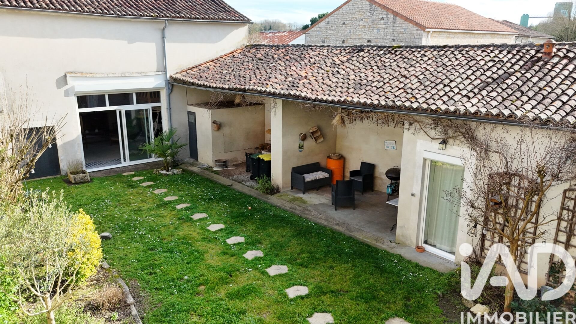 Maison à vendre, 168m², Mansle