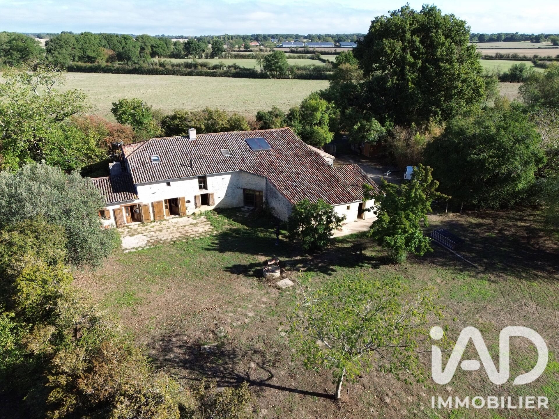 Maison à vendre, 190m², Champagné-Saint-Hilaire
