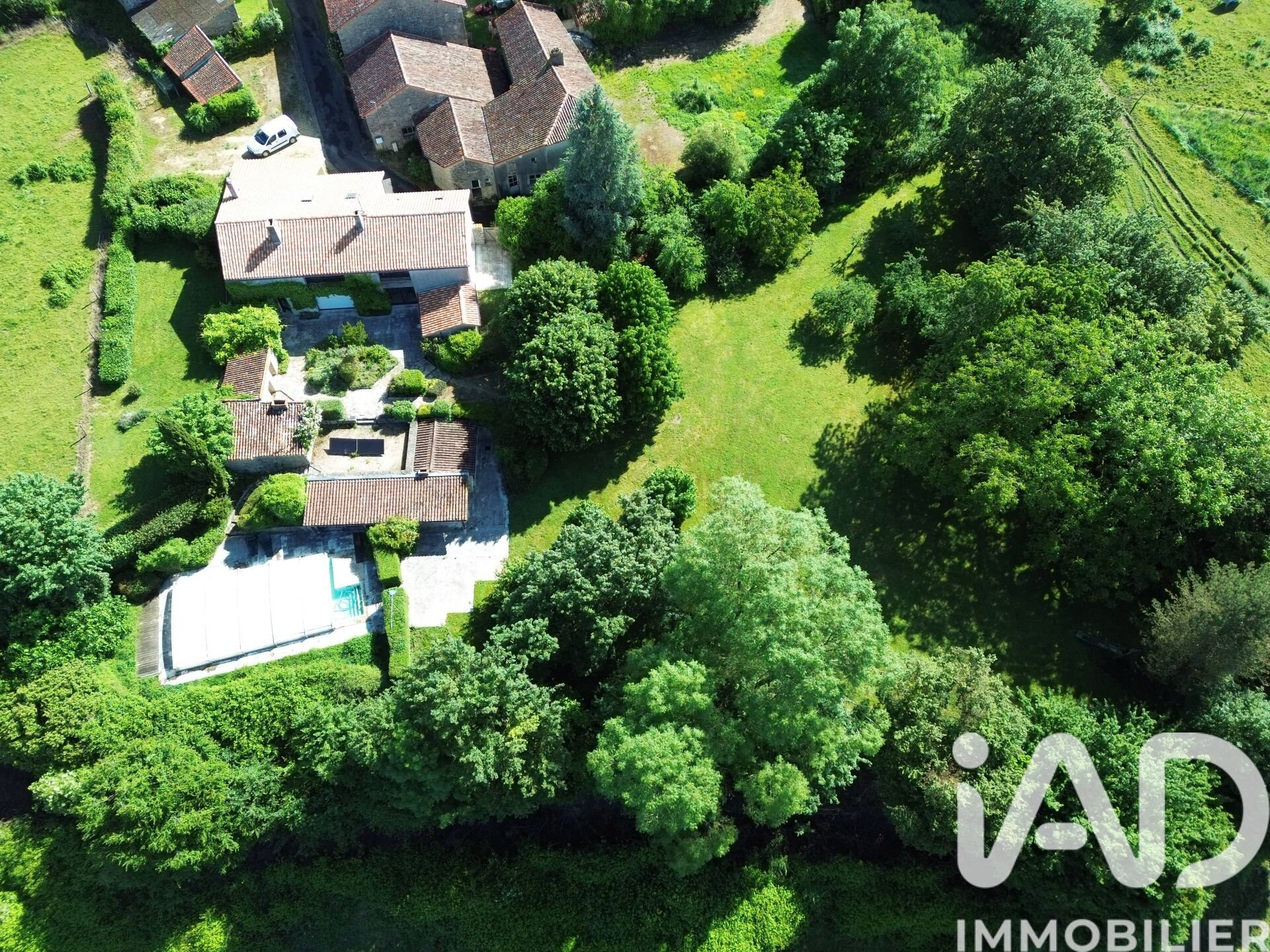 Maison à vendre, 214m², Joussé