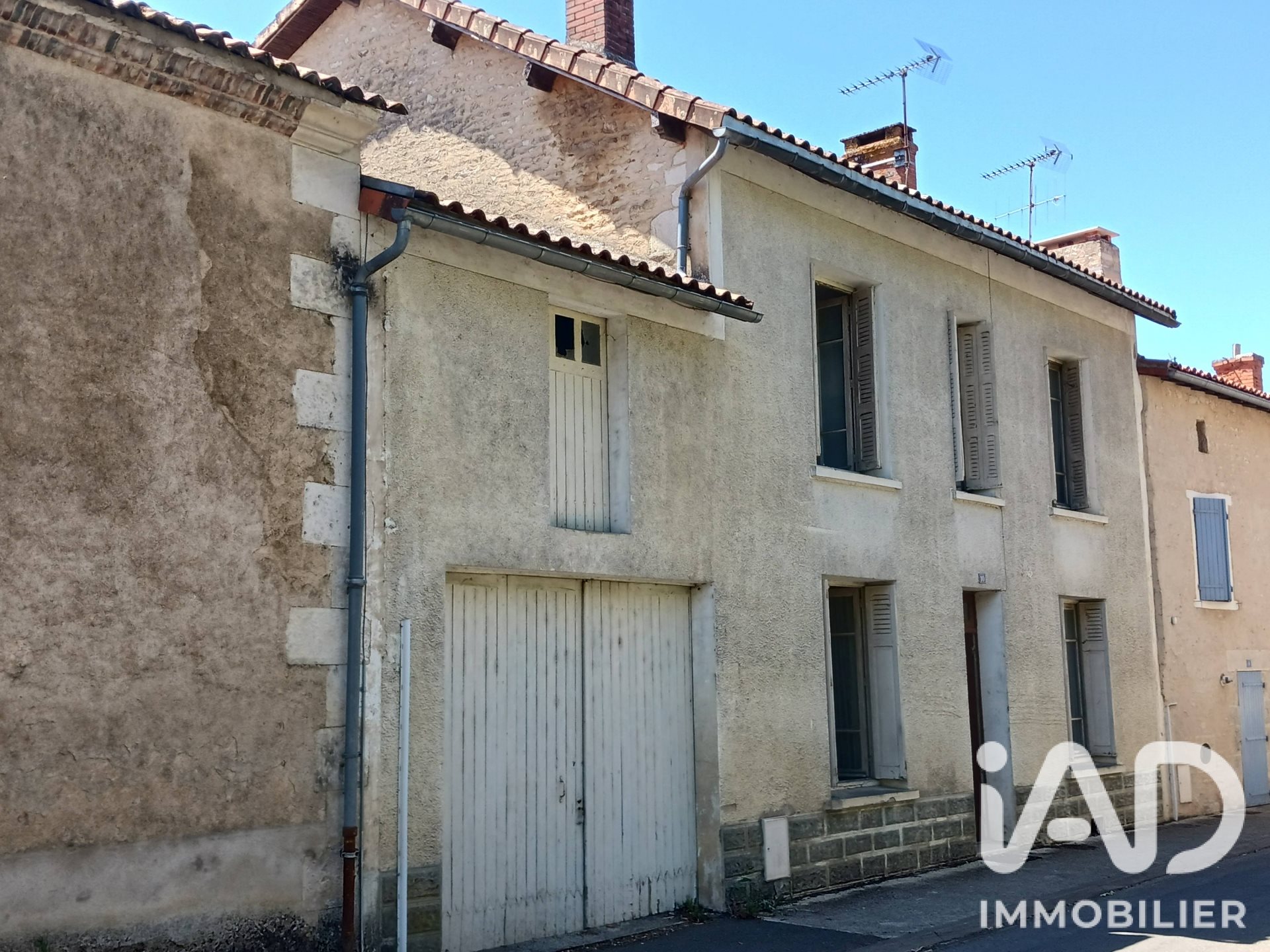 Maison à vendre, 175m², Usson-du-Poitou