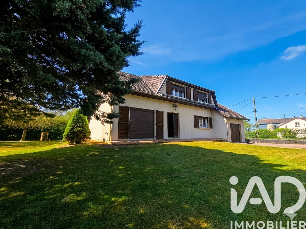 Maison à vendre, 151m², Saint-Amand-sur-Fion