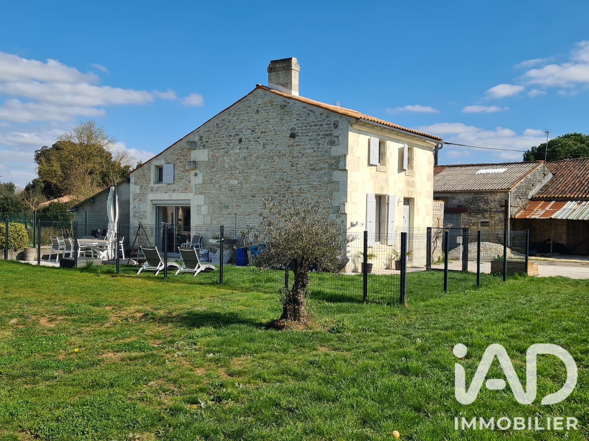 Maison à vendre, 90m², Saint-Porchaire