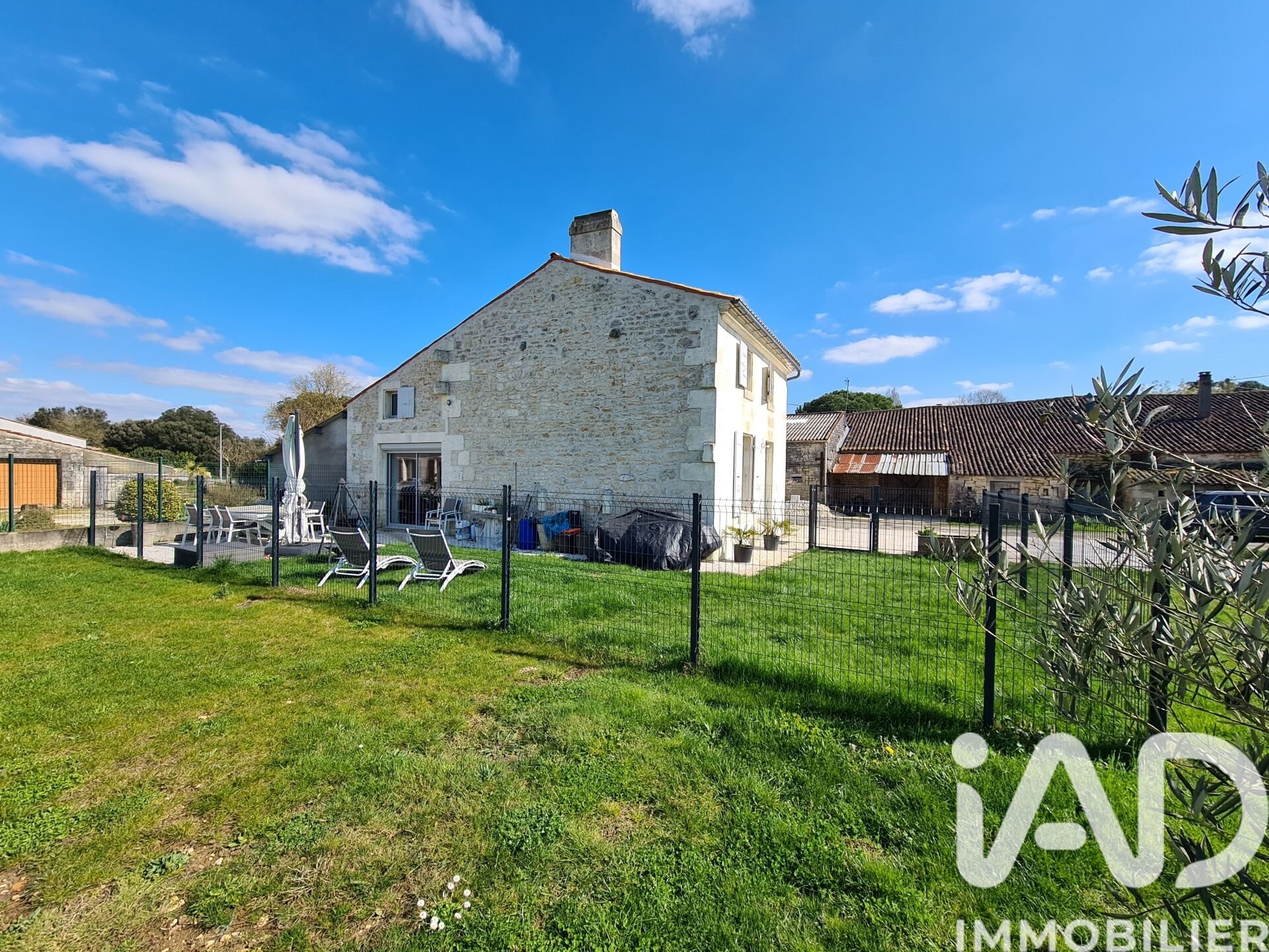 Maison à vendre, 90m², Saint-Porchaire